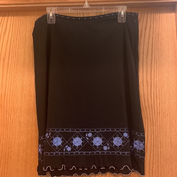 Ann Taylor skirt - Picture 2 of 3